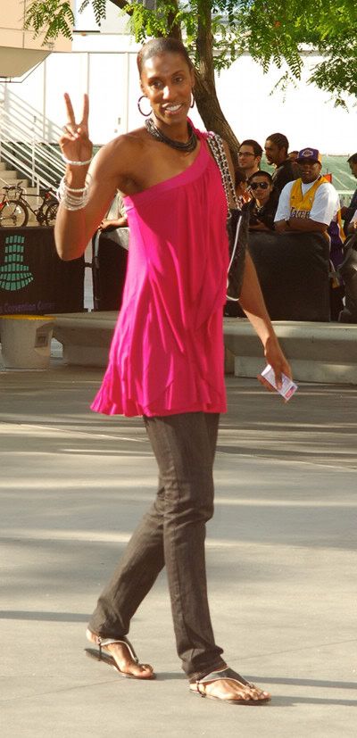 lisa leslie nike shoes